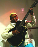 encor c hasna bicharya sa7a koyatti katfakrini a hansa min kant m3acher m3a tracy chapman waww man3awedch lik ache tra wak wak la3ffo